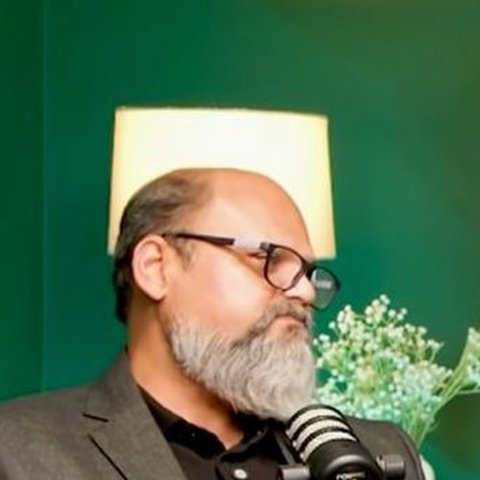 Nikhil Garg - Mic Pe Milenge - recorded at Indian Podcast Studio